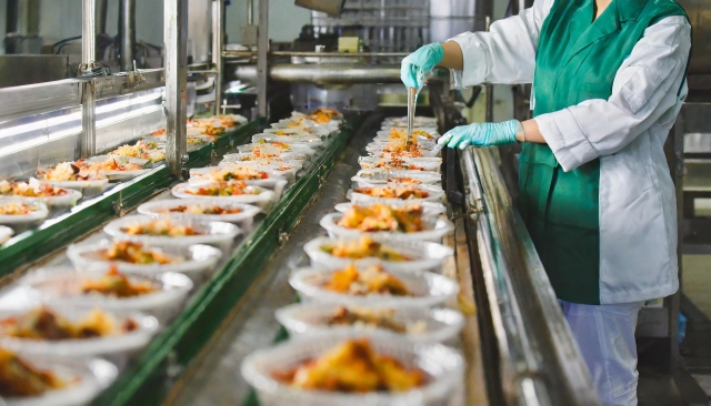 食用油のリサイクルでコスト削減｜食品工場の廃油管理最前線